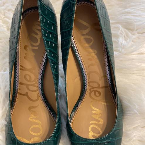 Sam Edelman  Green Women Shoes Excellent condition size 7