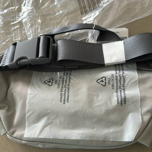 Lululemon ALL DAY ESSENTIALS BELT BAG