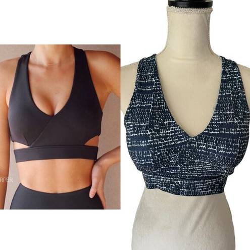 Harper NWT Cleo  Abstract Navy/White Indy Bralet - M