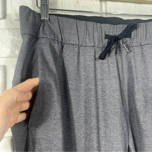 Lululemon  On The Fly Pant in Heather Black Size 10