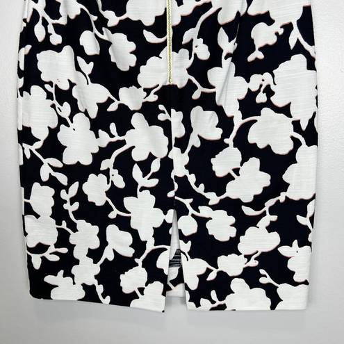 Kate Spade  Knee Length Pencil Skirt Black White Pink Floral Print Womens Size 6