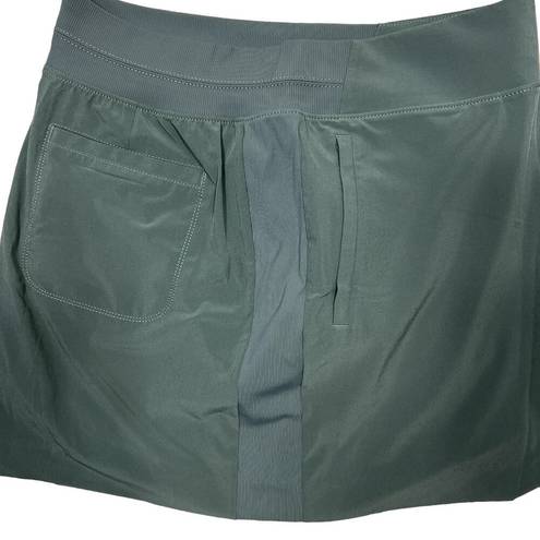 Athleta  Brooklyn Mid-Rise 16 Skort Size 10 Sage Green Gorpcore Skirt/Shorts