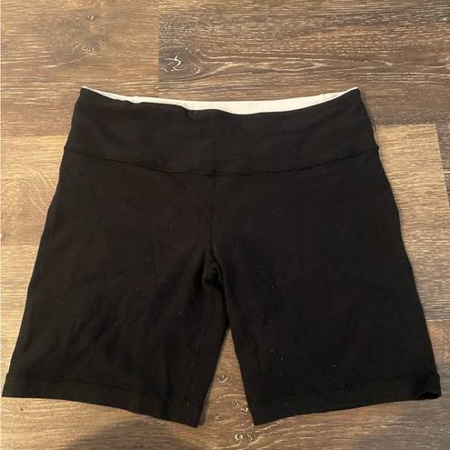 Lululemon  reversible biker shorts black size 8