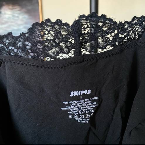 SKIMS fits everybody lace cami bodysuit Onyx black size S