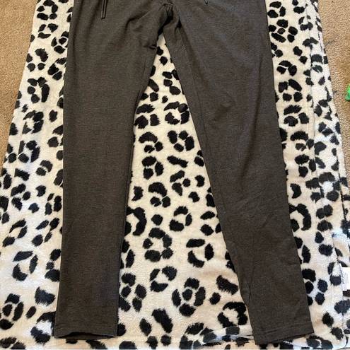 Gym Shark sweats with ties on top right and left, size medium