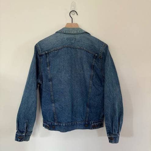 Hunt Club Vintage  Denim Jean Jacket. Size Medium