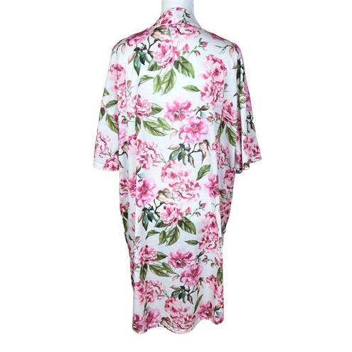 Show Me Your Mumu  Brie Robe OS