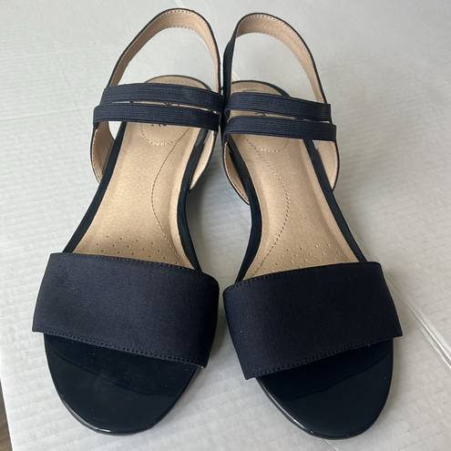 Life Stride  Womens Navy Yolo Strappy Wedge Sandals Sz 11W‎ 🟥