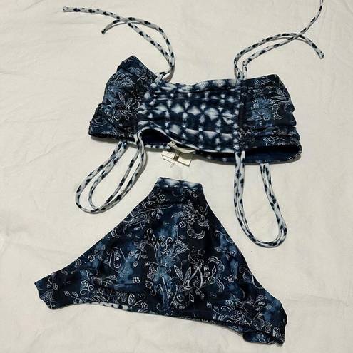 Jessica Simpson NWT  Swimwear Set Bikini Bottom / Top Size S Small Blue / White