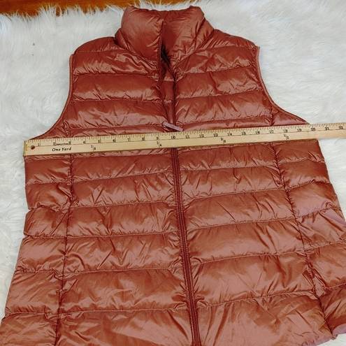 Uniqlo  Size XL Extra Large Light Vest Puffer Water Repellent Zipper Nylon