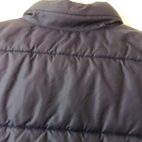 JC Penny  quilted vest blue color size large