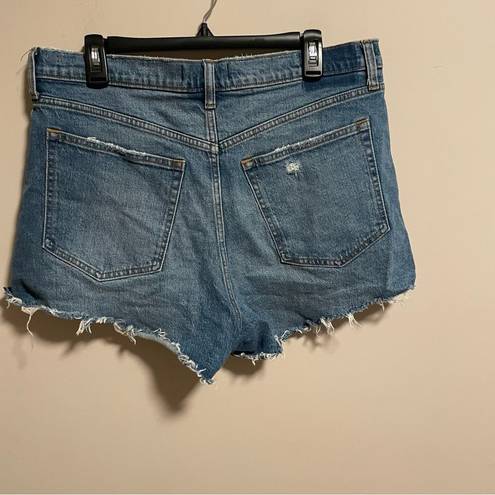 Abercrombie & Fitch  The Cutoff Short High Rise Distressed- Size 14 (32)