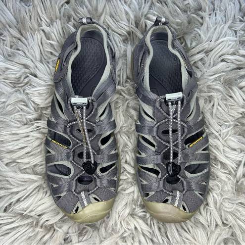 Keen  Whisper gray waterproof closed toe hiking sport sandals women’s shoe size 7