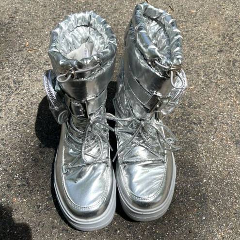 The Moon Mila Silver Metallic Winter Snow Boots w/ Side Pouches