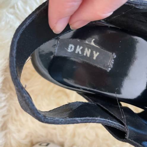 DKNY  Clare Open Toe wide strap chunky Platform Sandals Women's Size 9.5