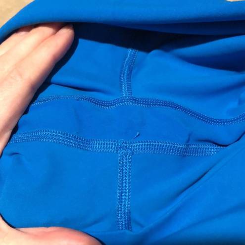 Lululemon  23” Align crop in Poolside