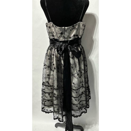 Oleg Cassini OC by OC () Black Lace‎ Party Dress with Layered Underskirts Size 12