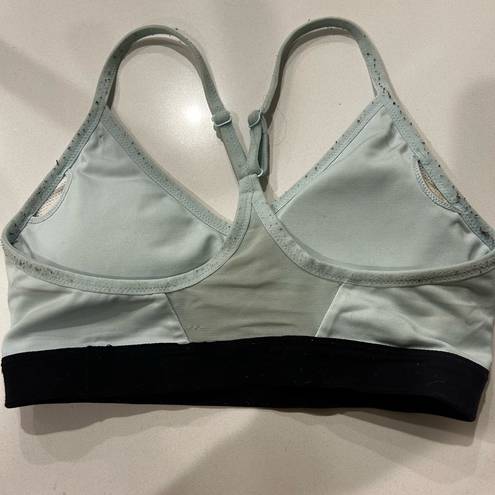 Nike mint/light blue  sports bra, preowned and worn, good condition with inserts