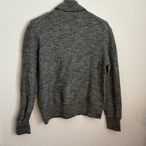 Banana Republic  Merino Wool Turtleneck Sweater | size large