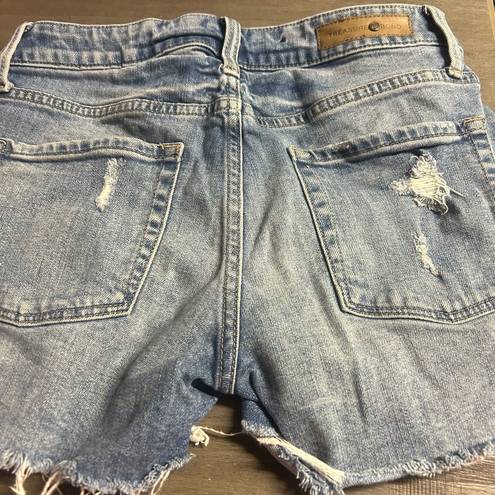 Treasure & Bond  women’s denim shorts