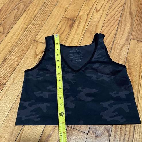 Spanx  Look At Me Now Seamless Crop Tank Sports Bra Black Camo Size Medium