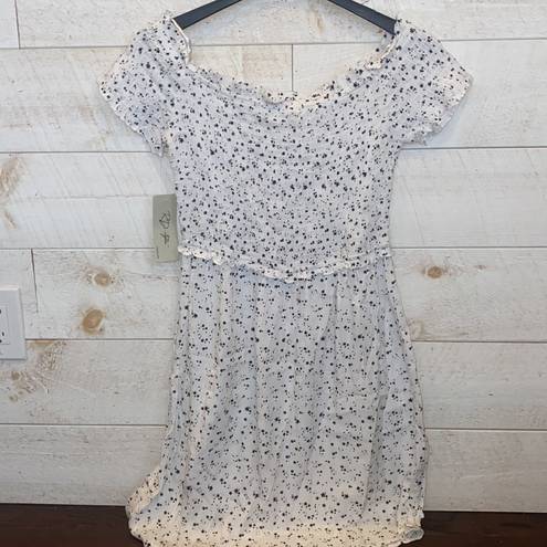 RD Style  Women’s White Off Shoulder Smocked Star Pattern Sun Dress Size S NEW