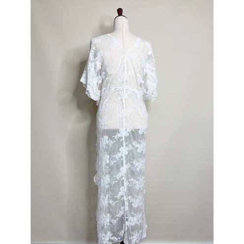 Edge UNBRANDED | Floral Lace Kimono Sleeve Cover Up White Scalloped  Tie Waist OS