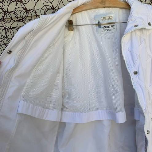 London Fog Vintage 90s  white lattice front bomber jacket