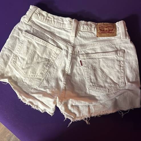 Levi’s Levi Shorts White - NWOT