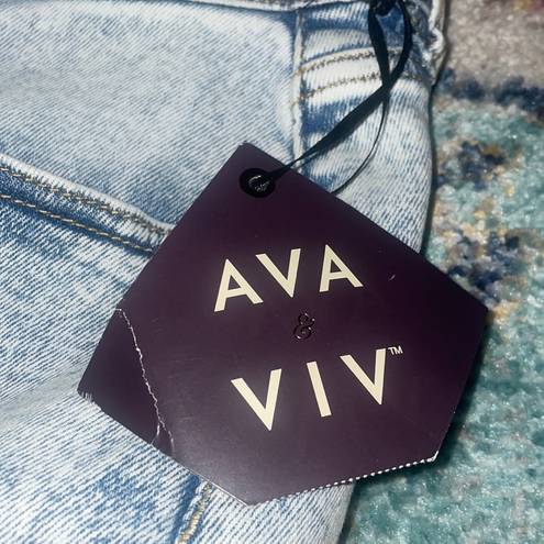 Ava & Viv -  stone wash denim frayed hem line size 22w nwt