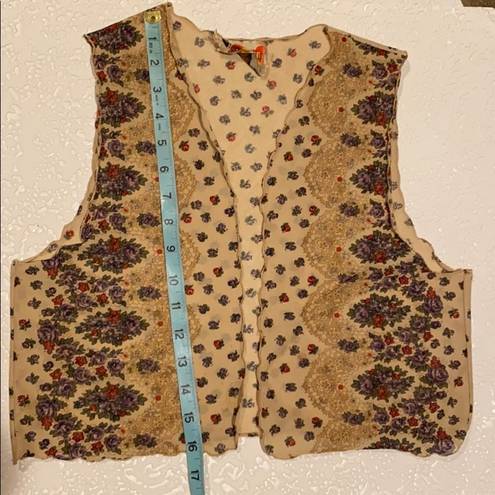 JACK 70’s Vintage 1970’s Handkerchief Vest Jumping 