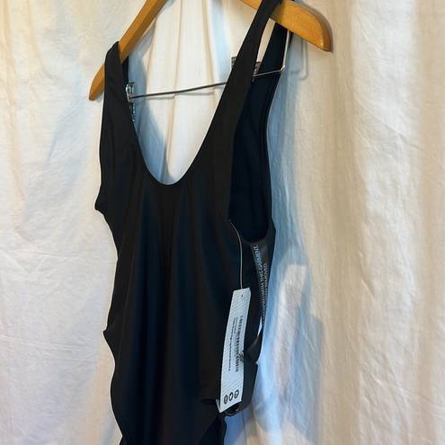 Boohoo  ‘Petite Scoop High Leg’ One Piece Low Back Swimsuit NWT