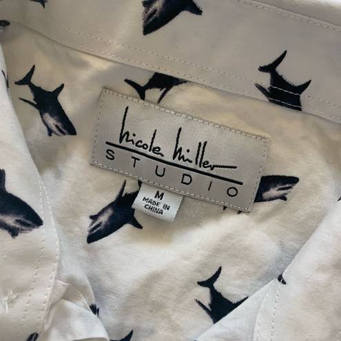 Nicole Miller  Studio Shark Button Down Sz Medium