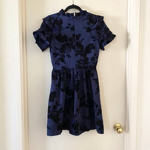 AQUA NWT  Floral Flocked Velvet Ruffle Sleeve Dress Navy Blue & Black