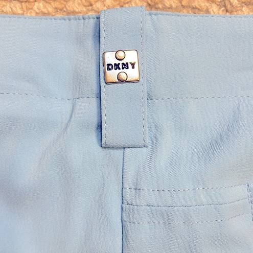 DKNY NWOT  GOLF BERMUDA SHORTS SKY BLUE WOMEN’S SIZE 12   3 Zip Pockets