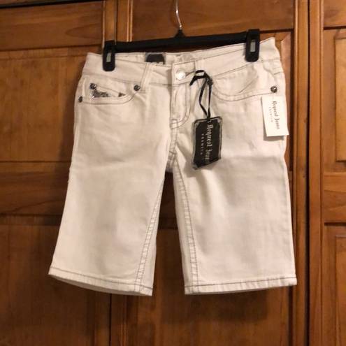 Bermuda NWT White Request Jean Blingy  Shorts Size 5/27