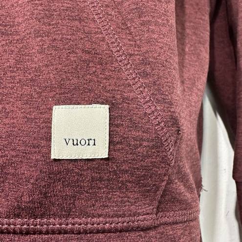 Vuori  red pullover hoodie Size M