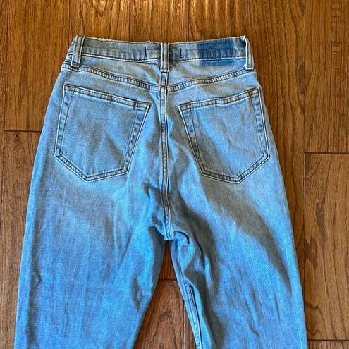 Abercrombie & Fitch  the 90’s slim straight ultra high rise jeans size 0 short