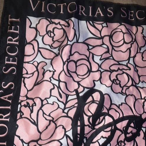 Victoria's Secret NEW  PINK Bombshell Signature Scarf - NWT