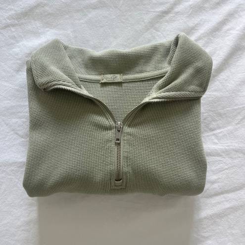 Brandy Melville Long Sleeve Waffle Knit Sweater