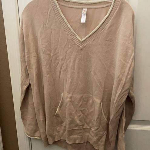 Natori Cruz  sweater large