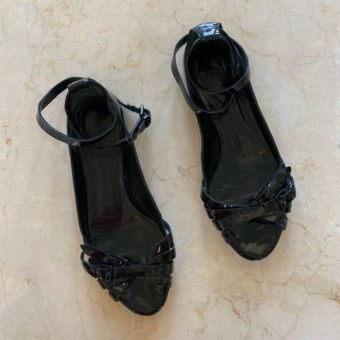 Burberry  Patent Leather Sandals Sz 36 Strappy