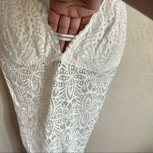 Gilly Hicks  Cream Lace Bodysuit