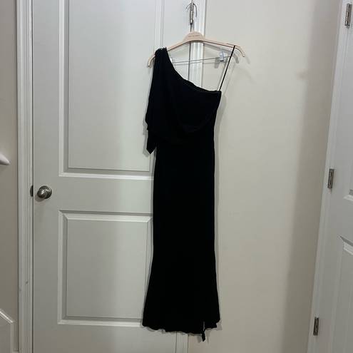 Badgley Mischka  Black One Shoulder Beaded Draped Gown Size 2 US