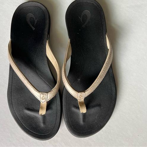 Olukai  Ho’opio Sandals bubbly/ black size 7 flip flops