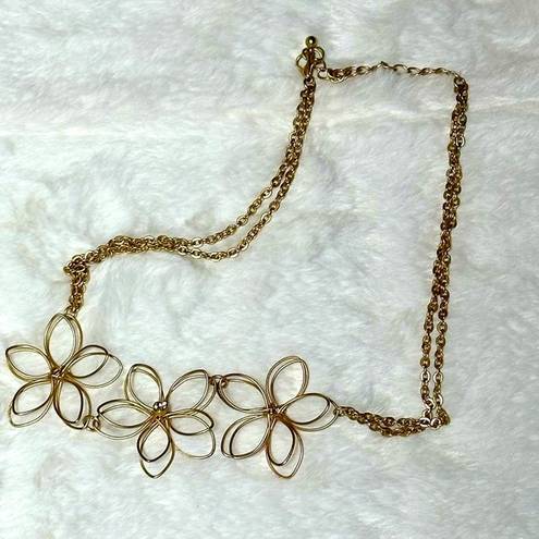 Daisy Gold Toned  Chain Necklace