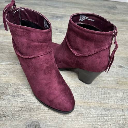 Charlotte Russe NEW  Suede Burgundy Wine Booties size 7