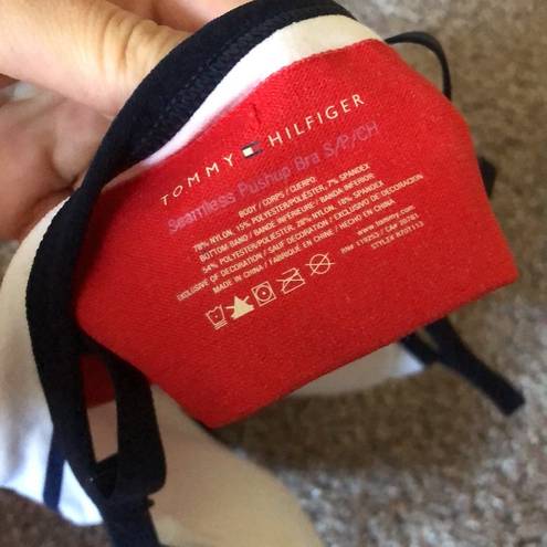 Tommy Hilfiger  x UO seamless push-up bralette