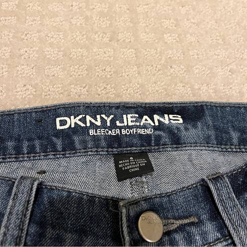 DKNY  Bleaker Boyfriend Jeans Sz 6