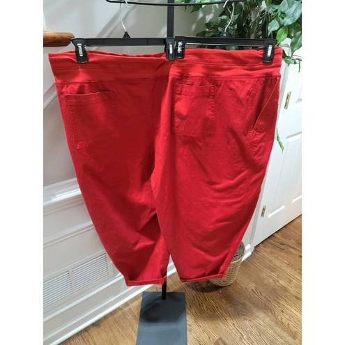 Terra & Sky  Women's Solid Red Cotton Mid Rise Pull on Casual Capri Pant Size 5X